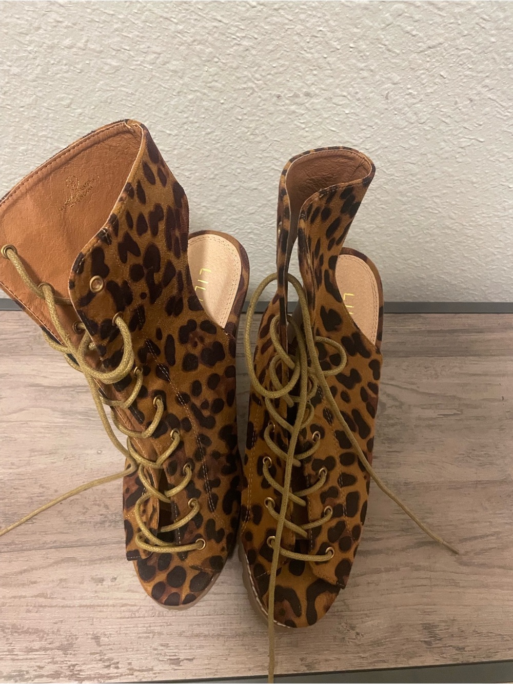 Liliana Leopard Print Lace-Up Cutout Block Heel Booties - Picture 2 of 8